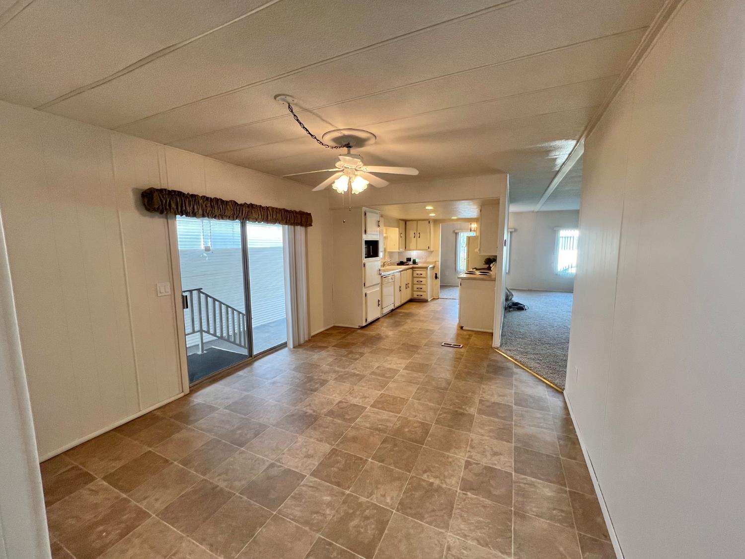 3955 Coffee #53, Modesto, CA 95355