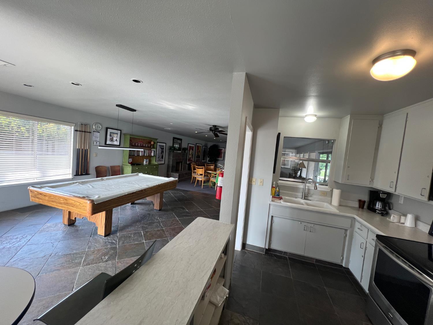 3955 Coffee #53, Modesto, CA 95355