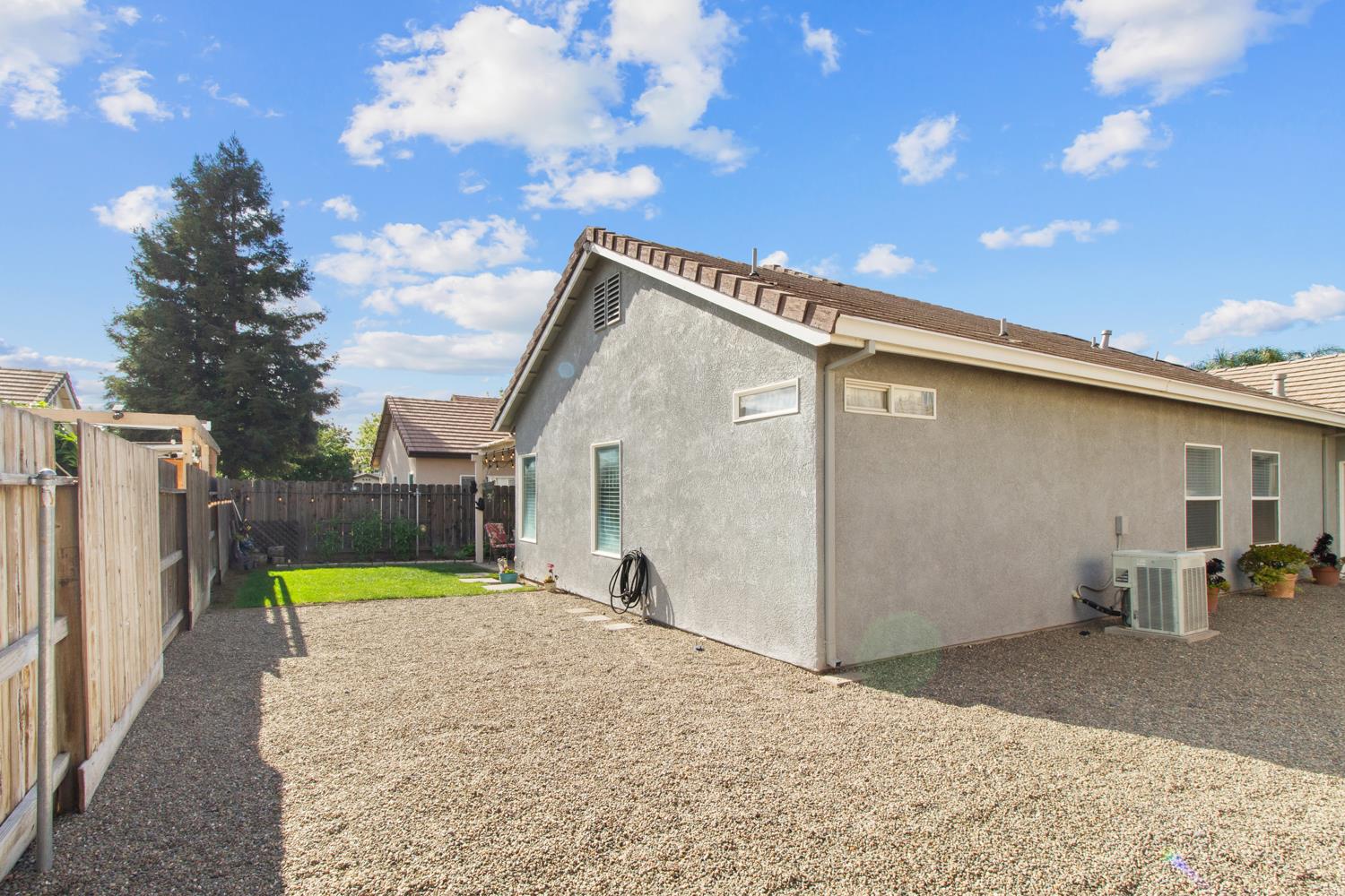 2408 Snapdragon Ct, Modesto, CA 95355