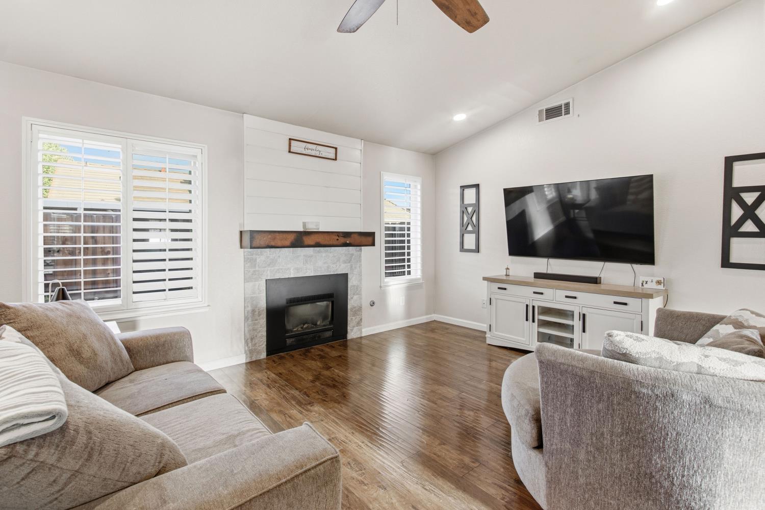 1866 Catalina Ct, Atwater, CA 95301