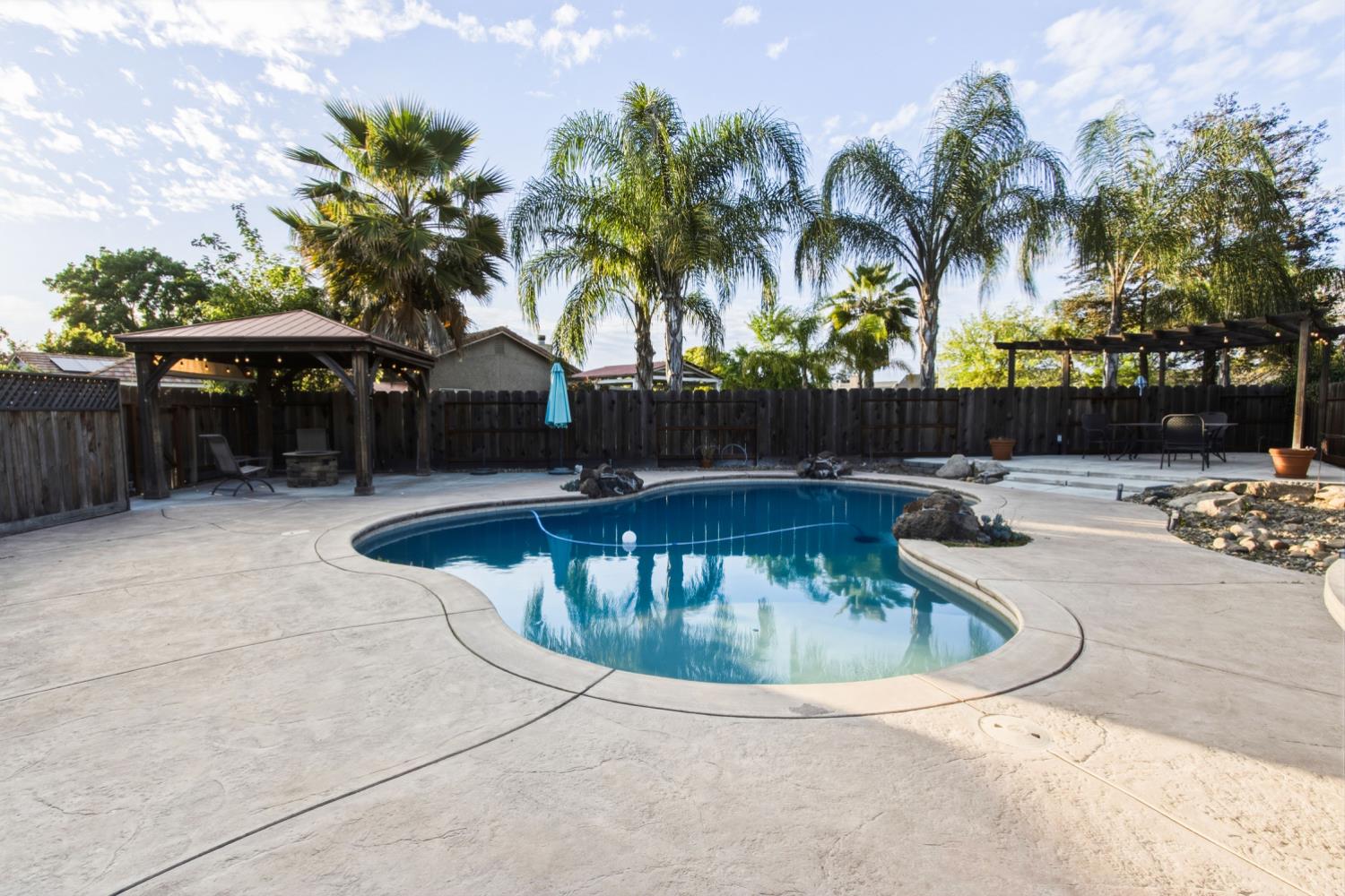 1866 Catalina Ct, Atwater, CA 95301