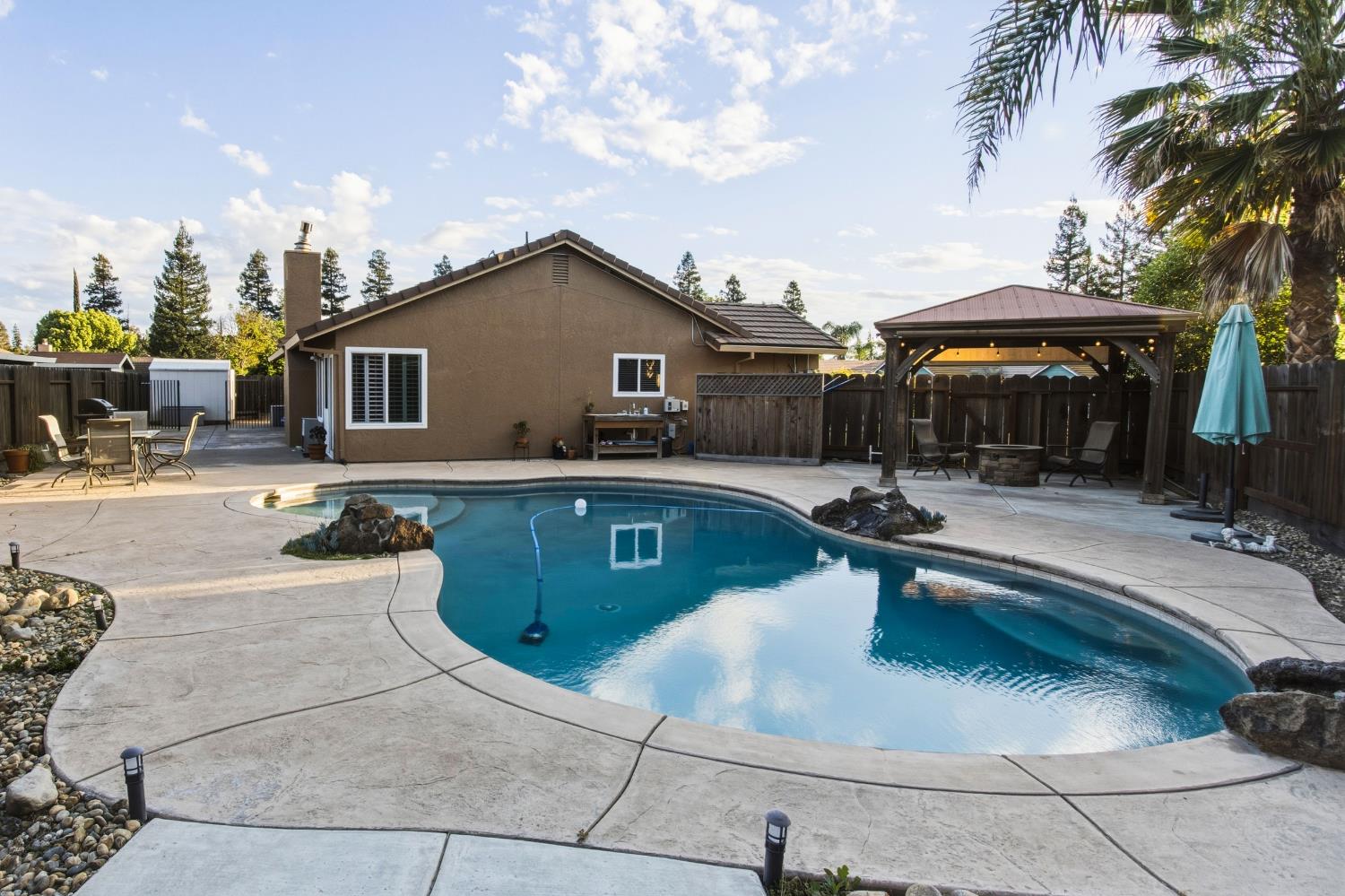 1866 Catalina Ct, Atwater, CA 95301