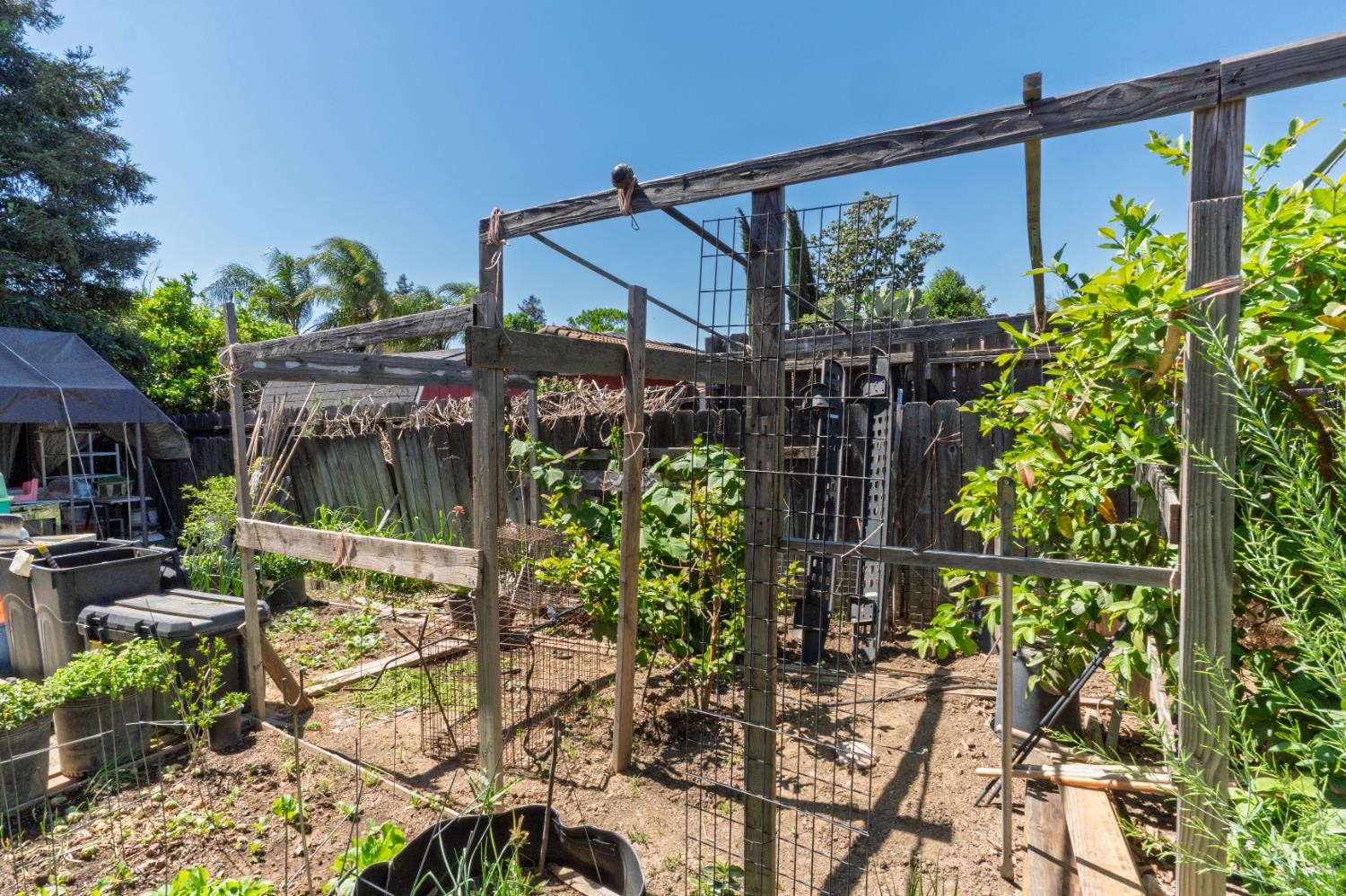 123 Manzanita Ave, Merced, CA 95341