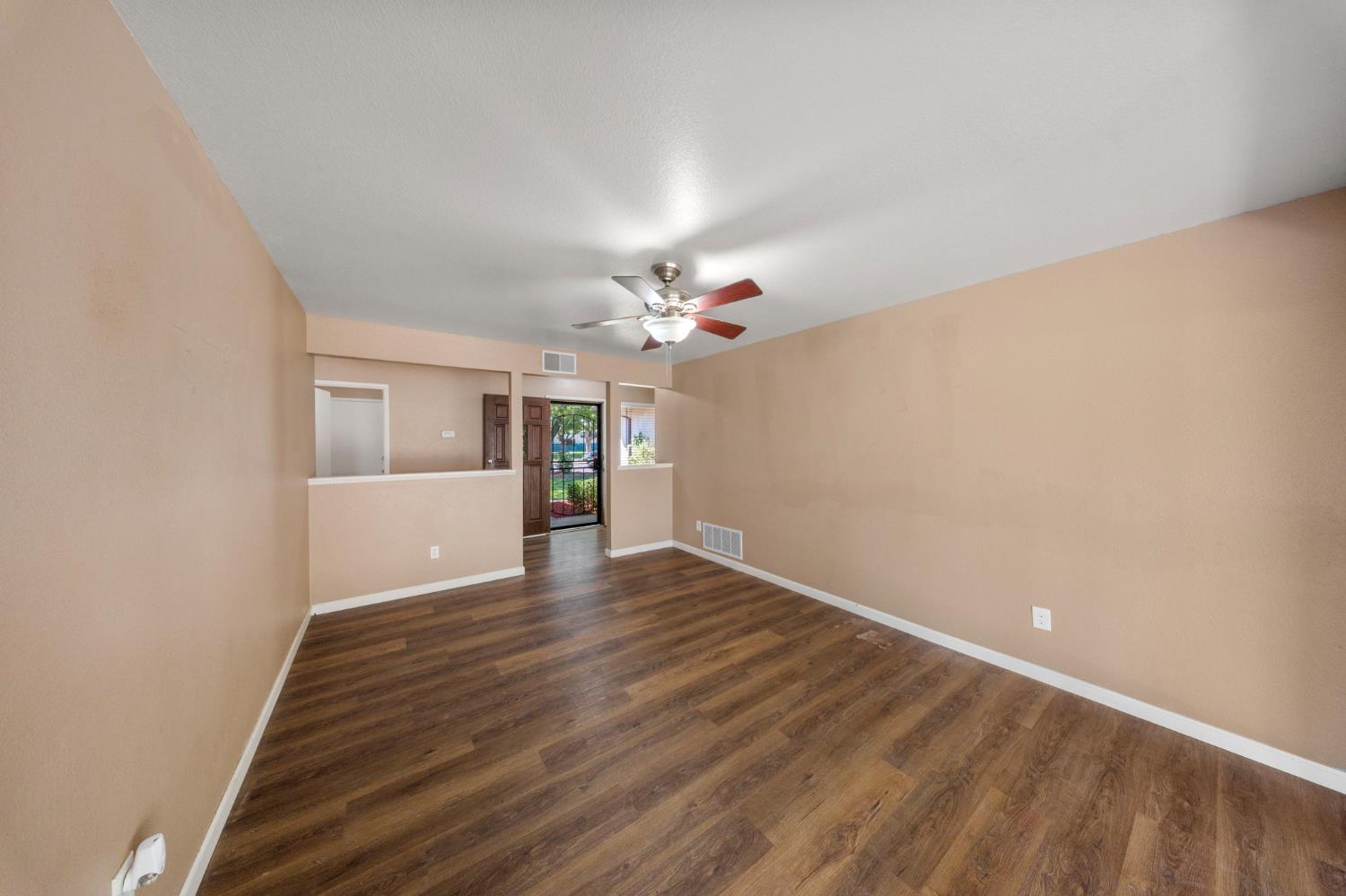 1232 Sonoma Ave, Modesto, CA 95355