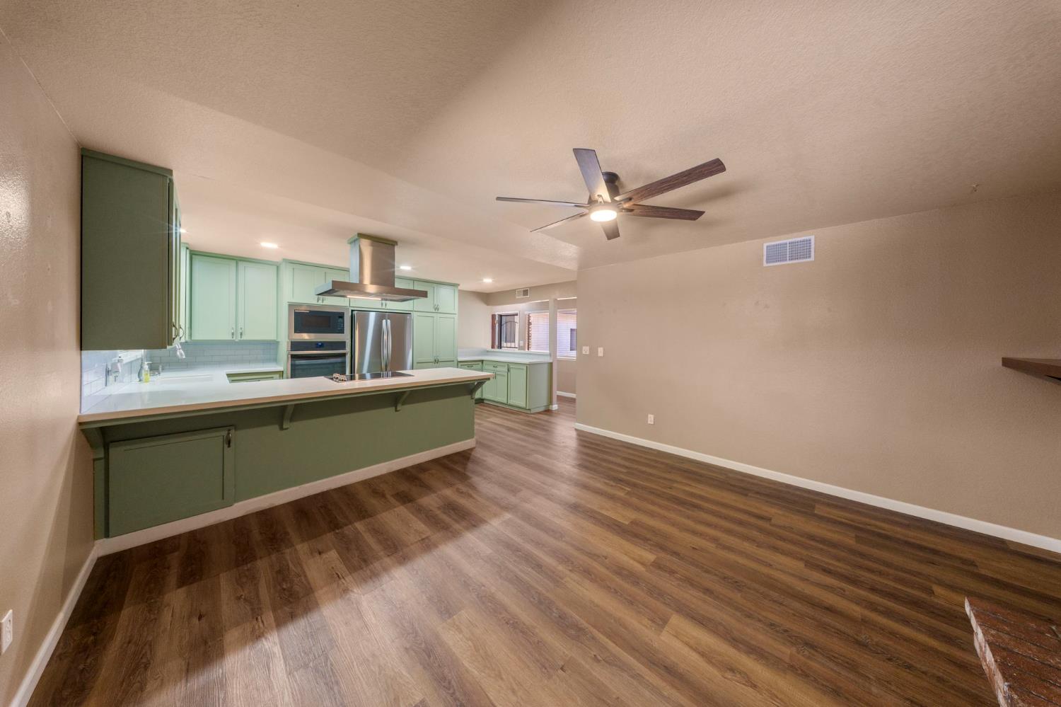 1232 Sonoma Ave, Modesto, CA 95355