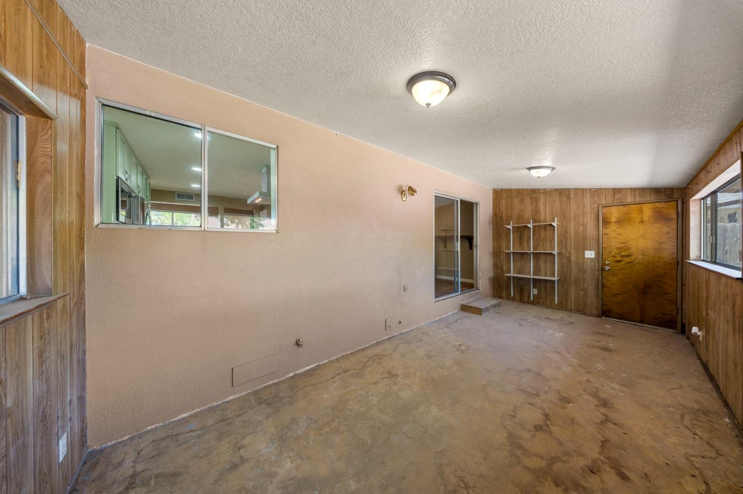 1232 Sonoma Ave, Modesto, CA 95355