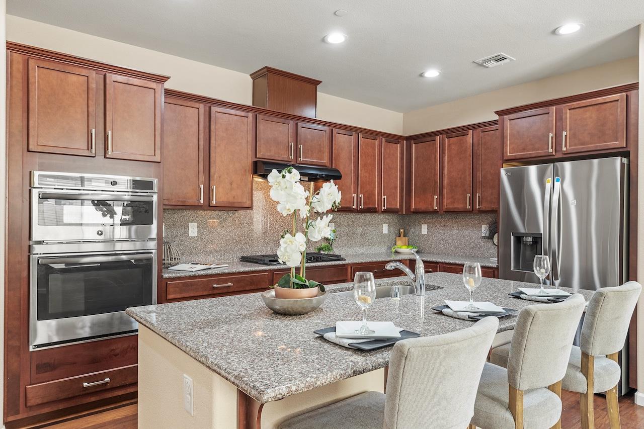 1644 Remington Oaks St, Manteca, CA 95336