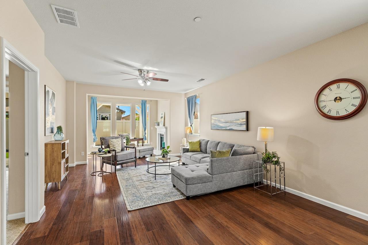 1644 Remington Oaks St, Manteca, CA 95336