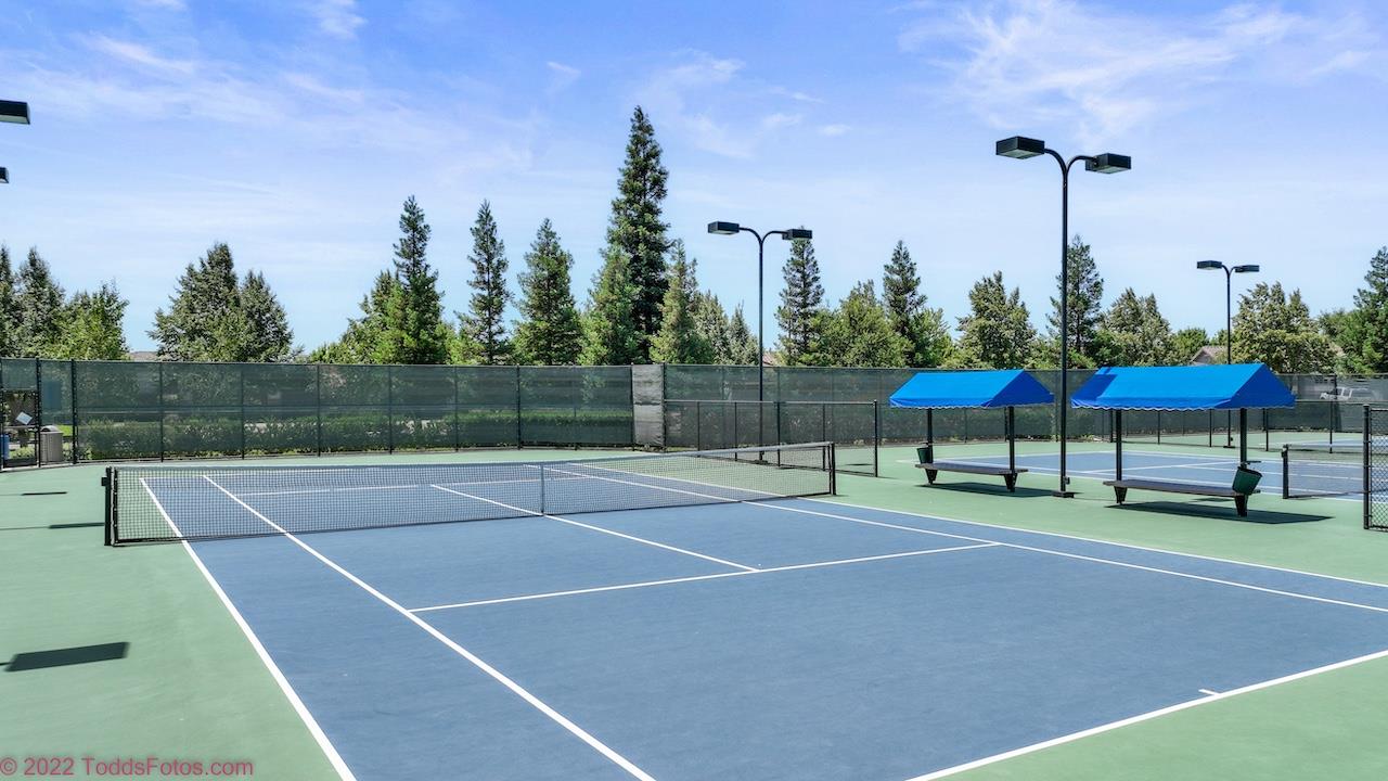 1644 Remington Oaks St, Manteca, CA 95336