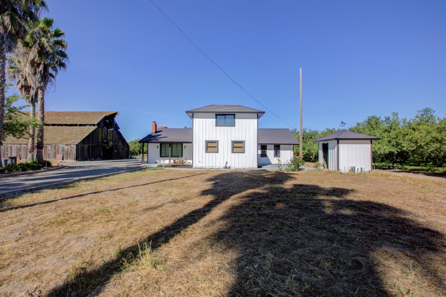 1113 Clark Rd, Modesto, CA 95358