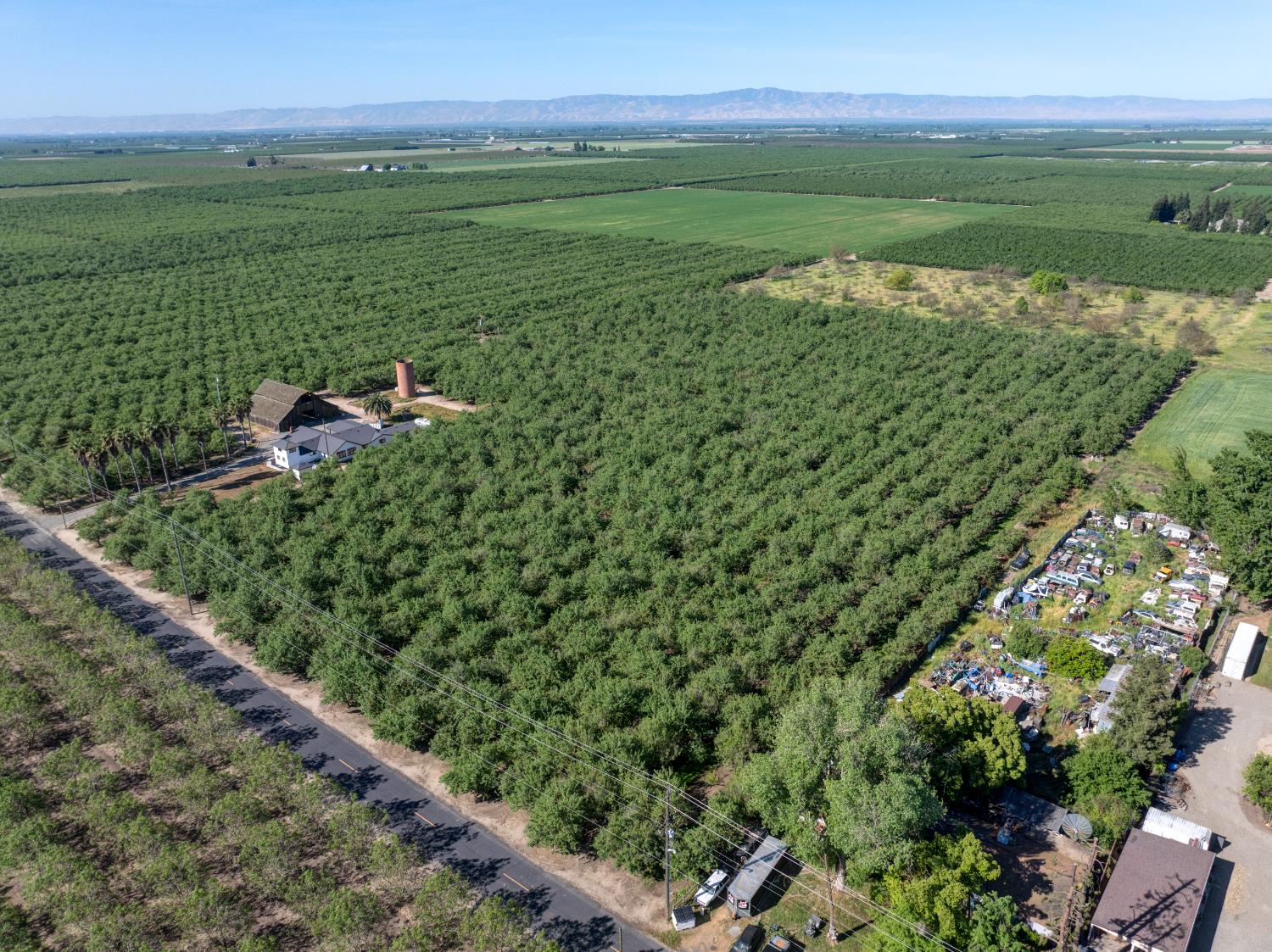 1113 Clark Rd, Modesto, CA 95358