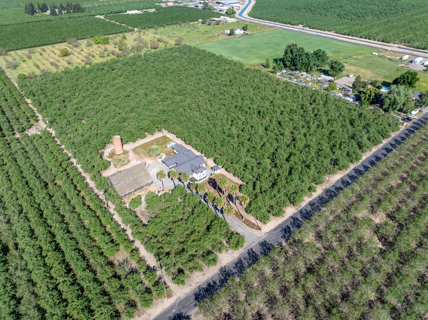 1113 Clark Rd, Modesto, CA 95358