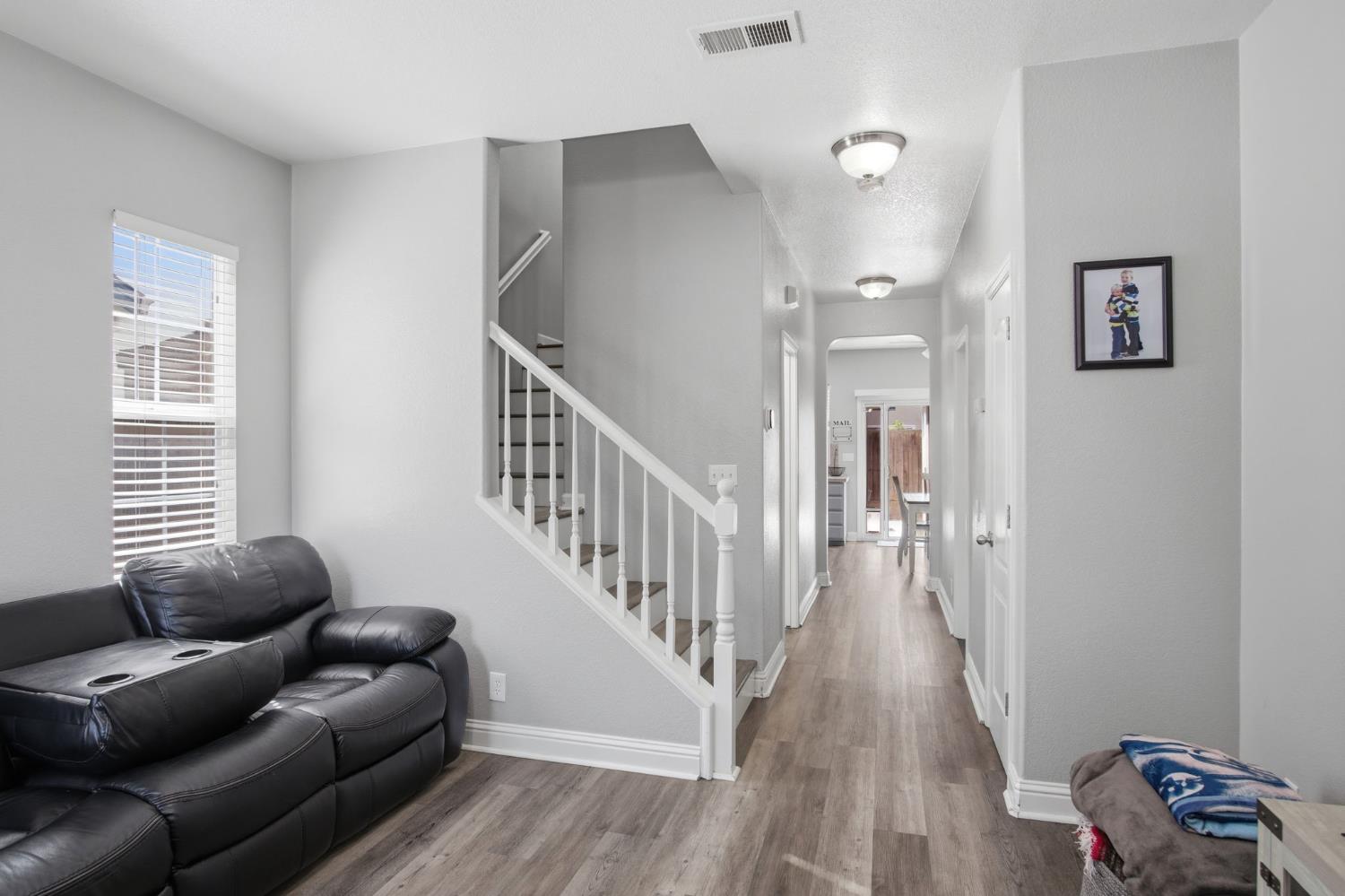 6219 Howard Ave, Riverbank, CA 95367