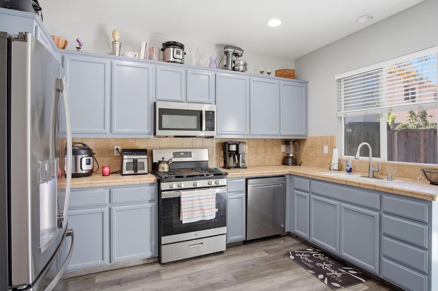 6219 Howard Ave, Riverbank, CA 95367