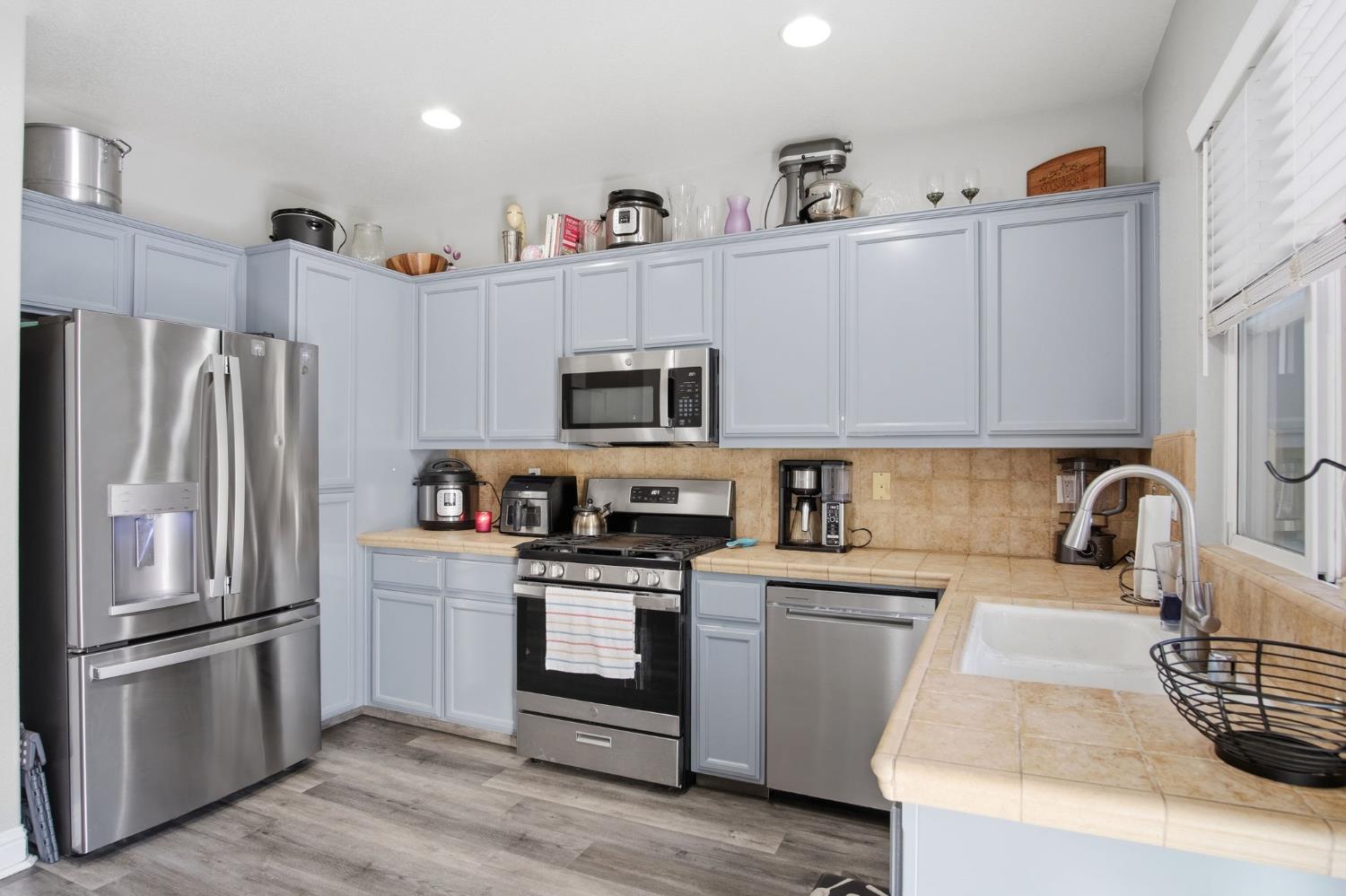 6219 Howard Ave, Riverbank, CA 95367