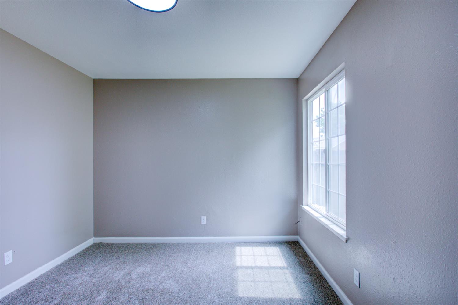 3121 Kounias Dr, Modesto, CA 95354