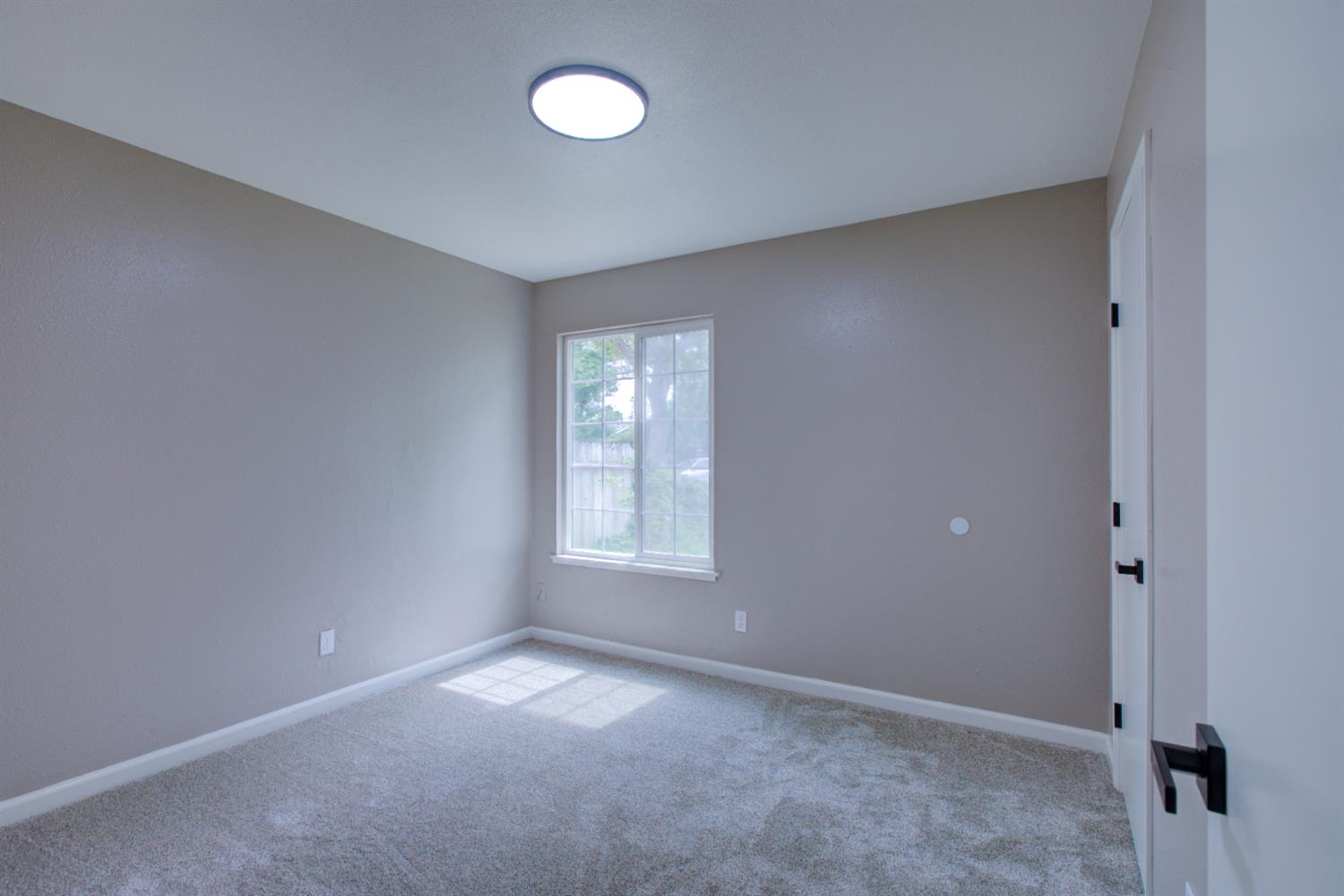 3121 Kounias Dr, Modesto, CA 95354