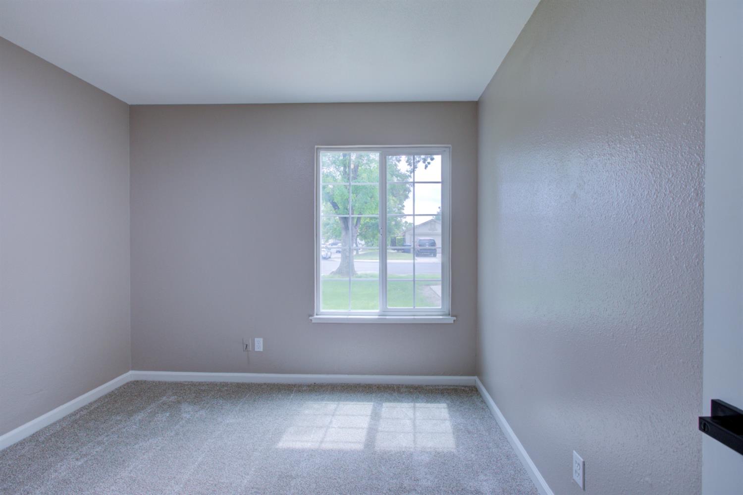 3121 Kounias Dr, Modesto, CA 95354