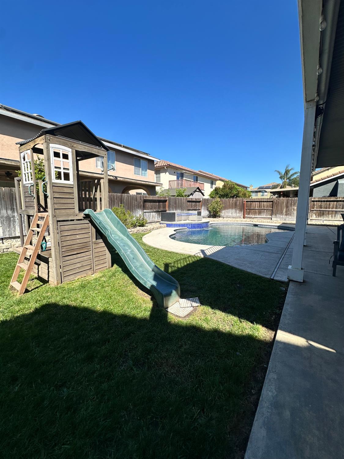 1971 Summerglen Dr, Atwater, CA 95301