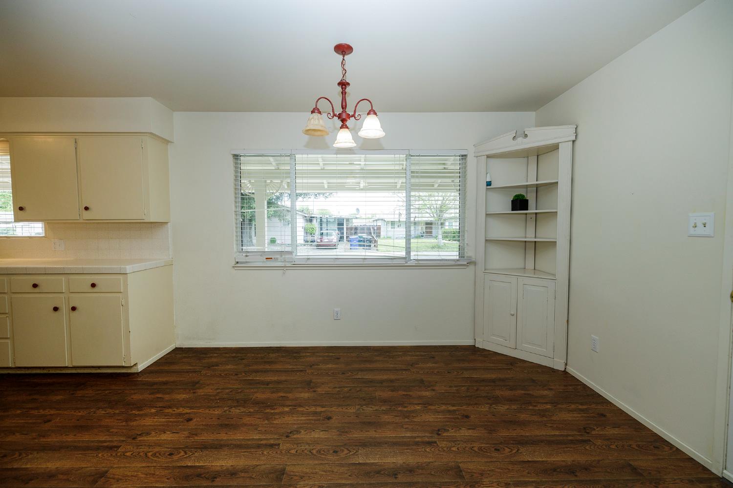 3300 Lord Ave, Modesto, CA 95350