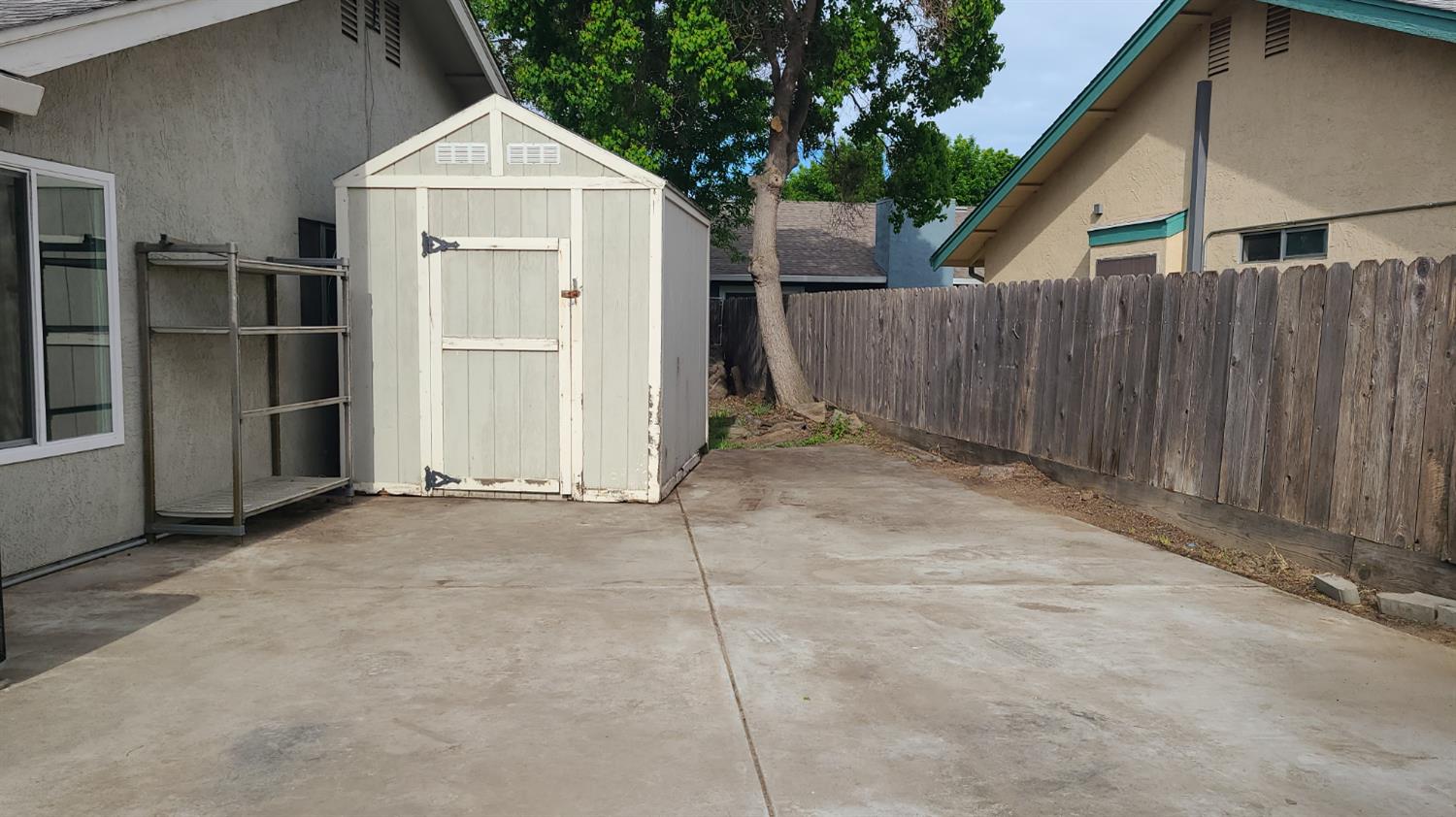 1101 Winchell Way, Modesto, CA 95358