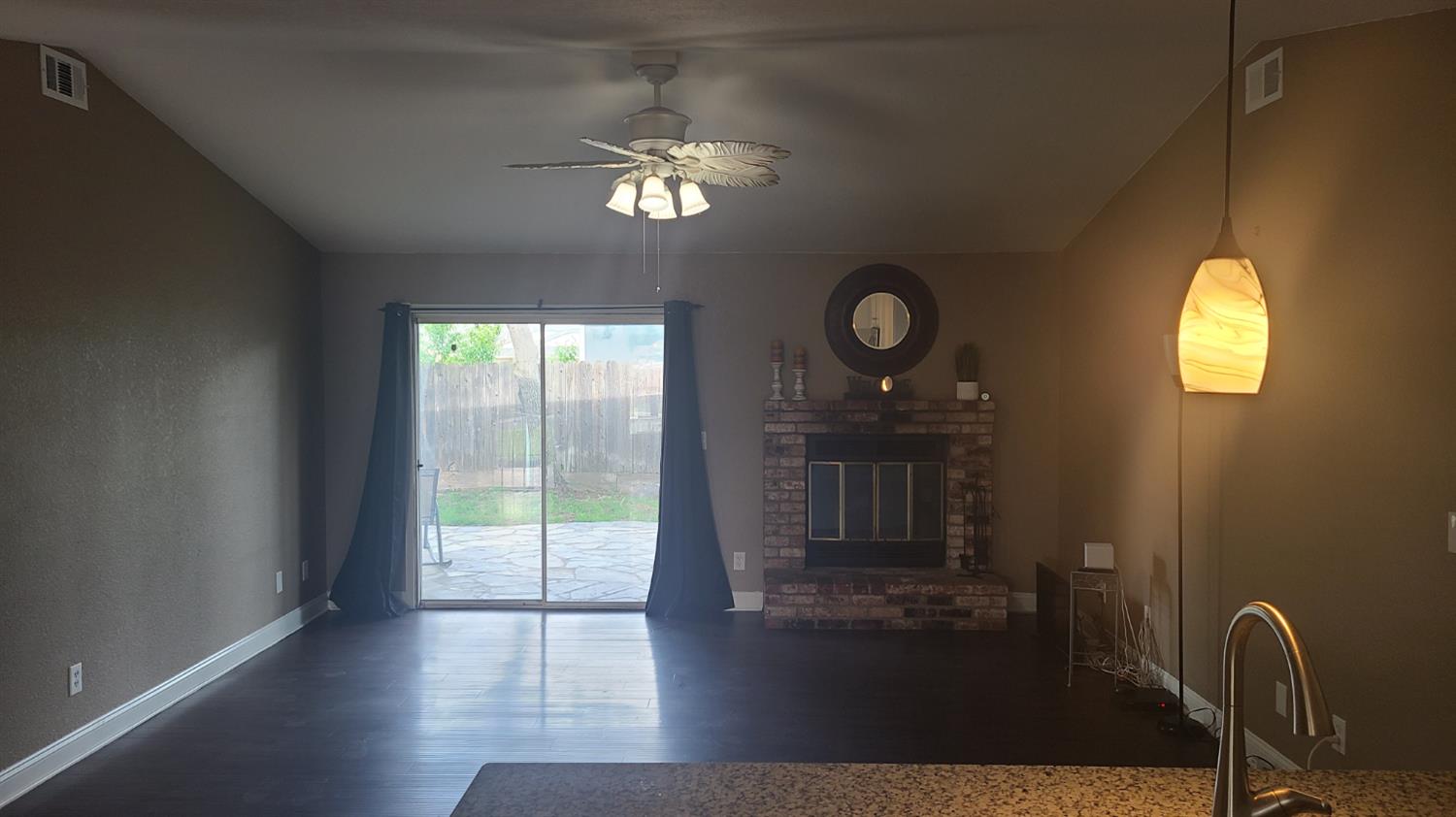 1101 Winchell Way, Modesto, CA 95358