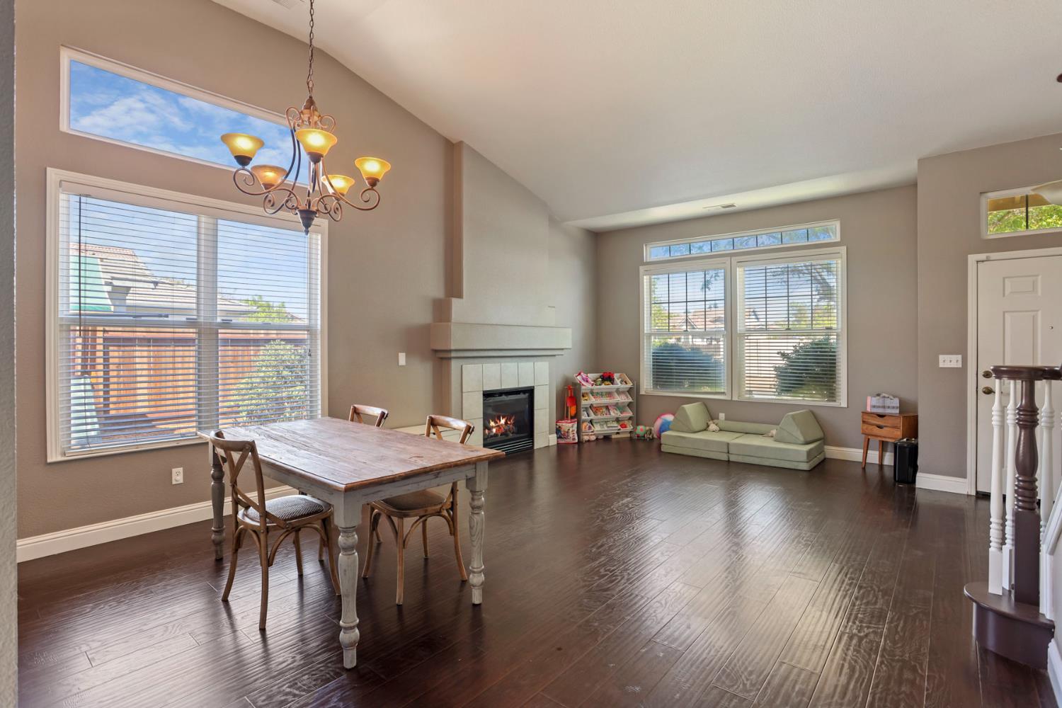 3383 Summerdale Ave, Turlock, CA 95382