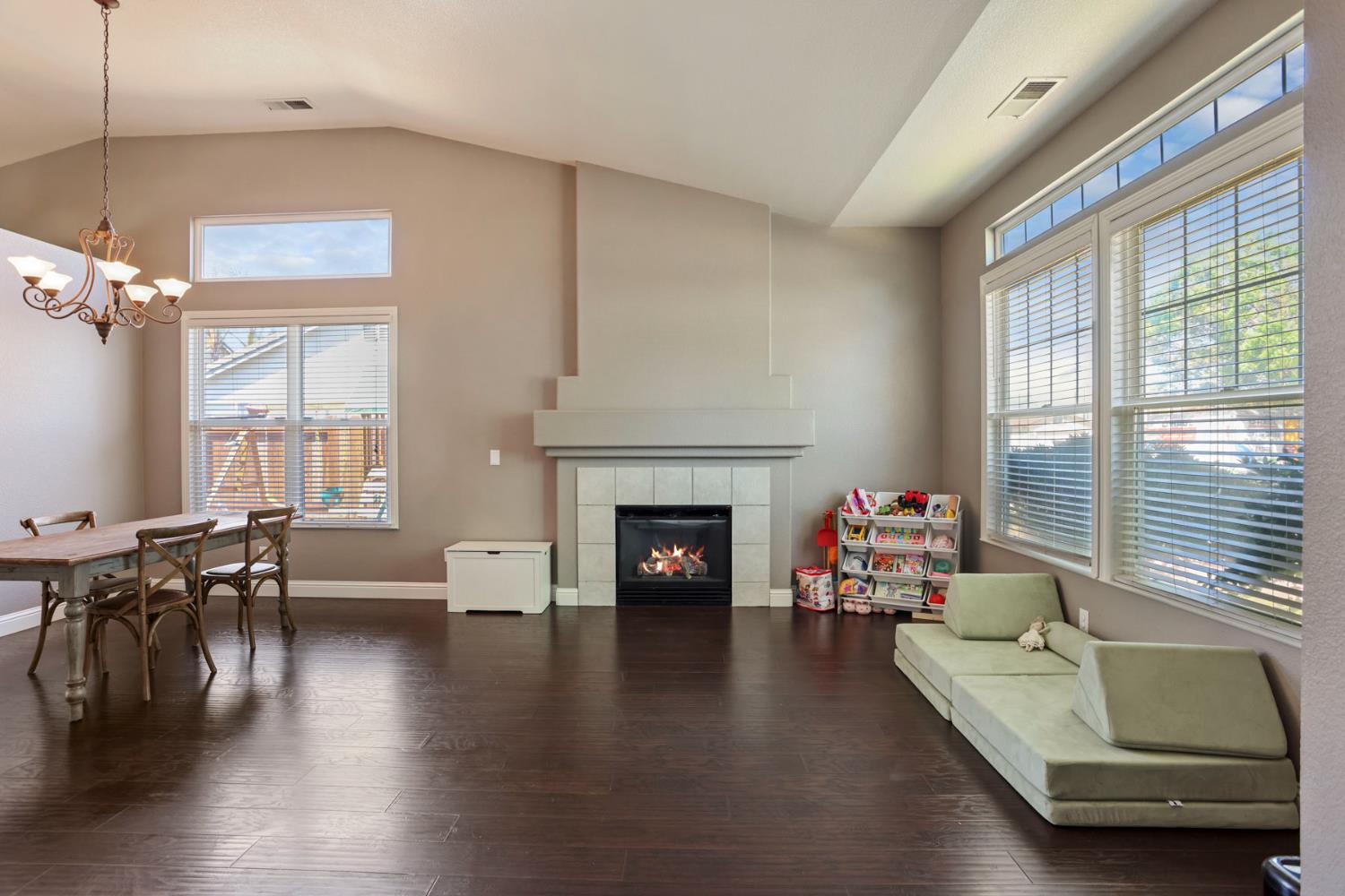 3383 Summerdale Ave, Turlock, CA 95382