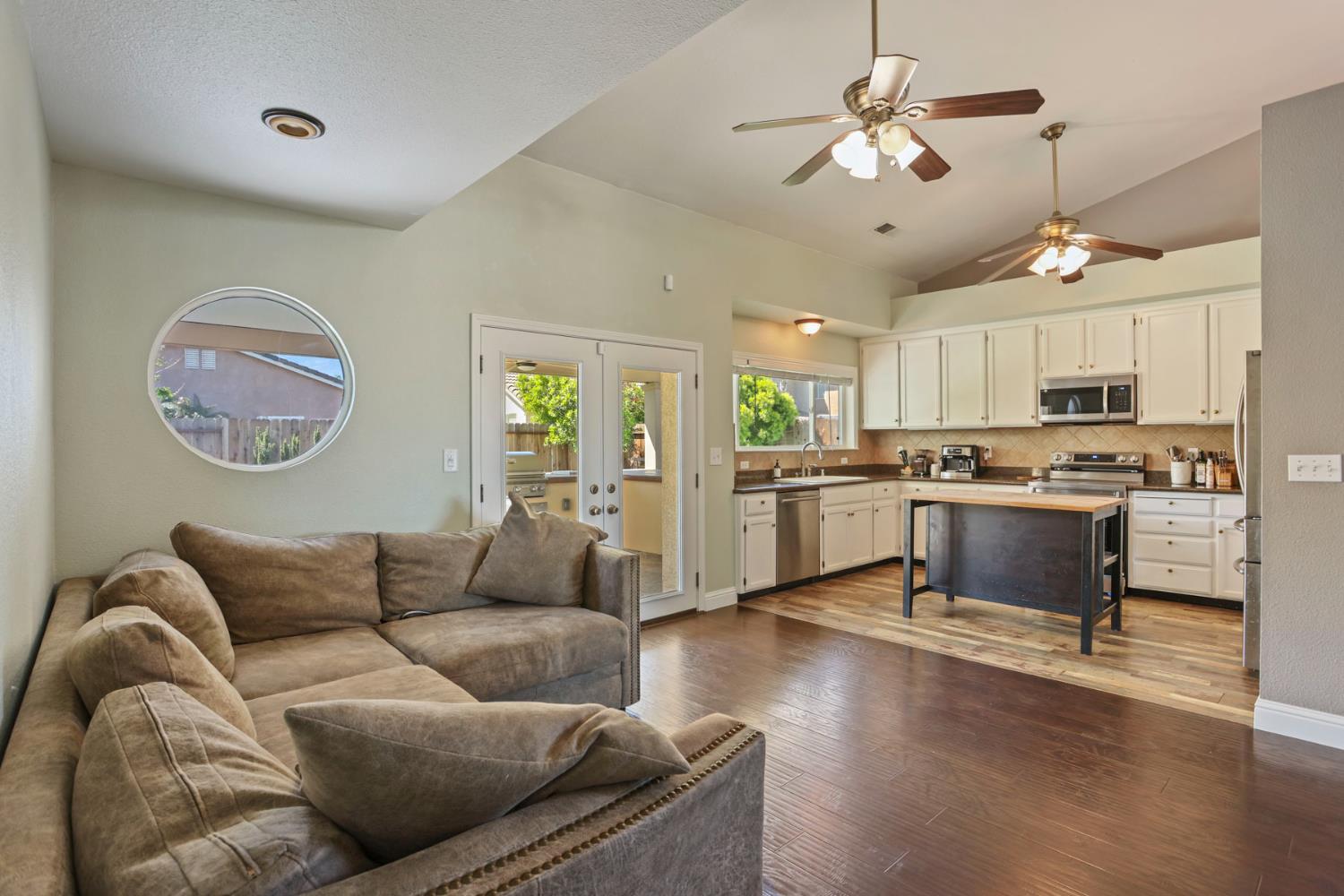 3383 Summerdale Ave, Turlock, CA 95382