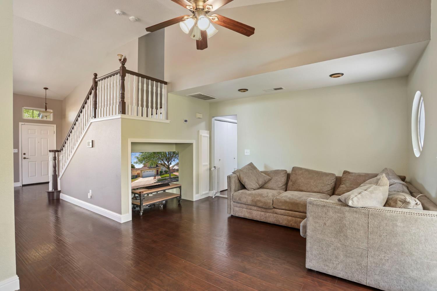 3383 Summerdale Ave, Turlock, CA 95382