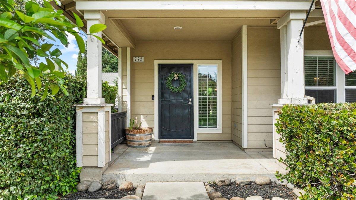 792 Jacob Way, Oakdale, CA 95361