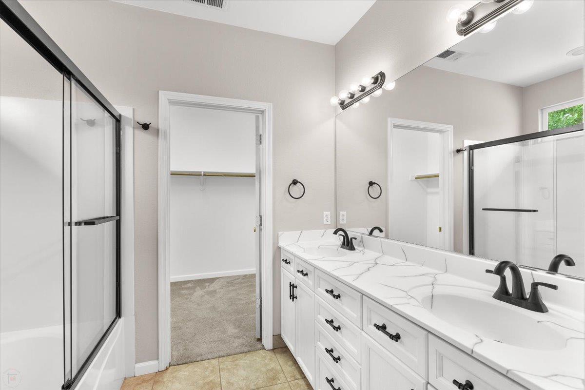 792 Jacob Way, Oakdale, CA 95361