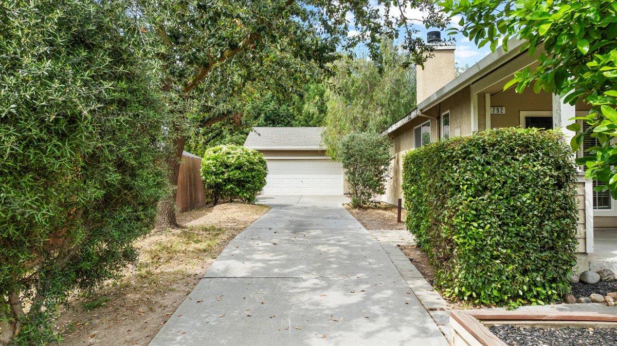 792 Jacob Way, Oakdale, CA 95361