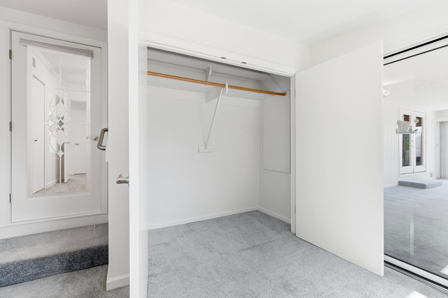 1008 Colonial Ct, Modesto, CA 95350