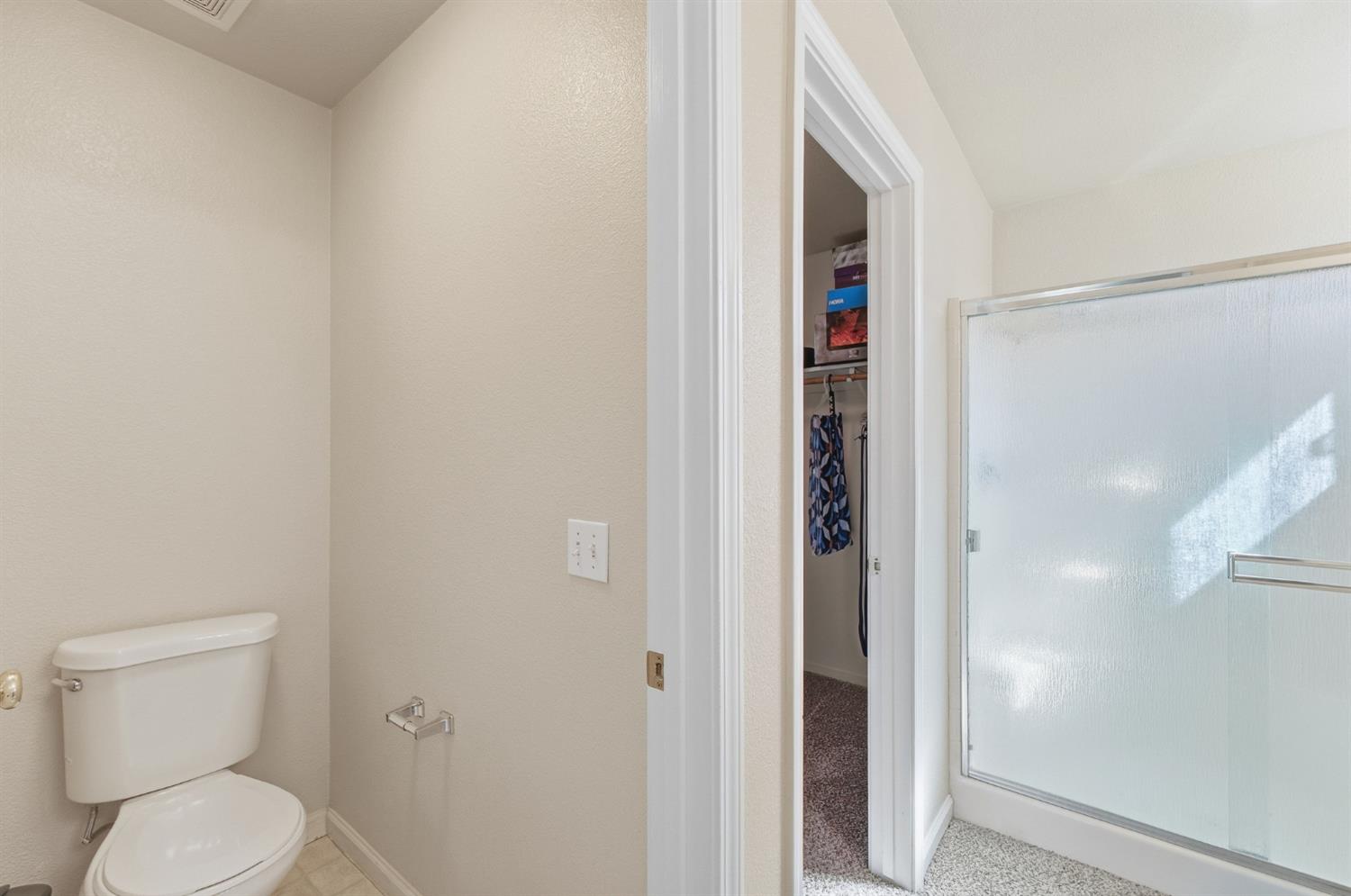 1933 Lifetime Dr, Modesto, CA 95355