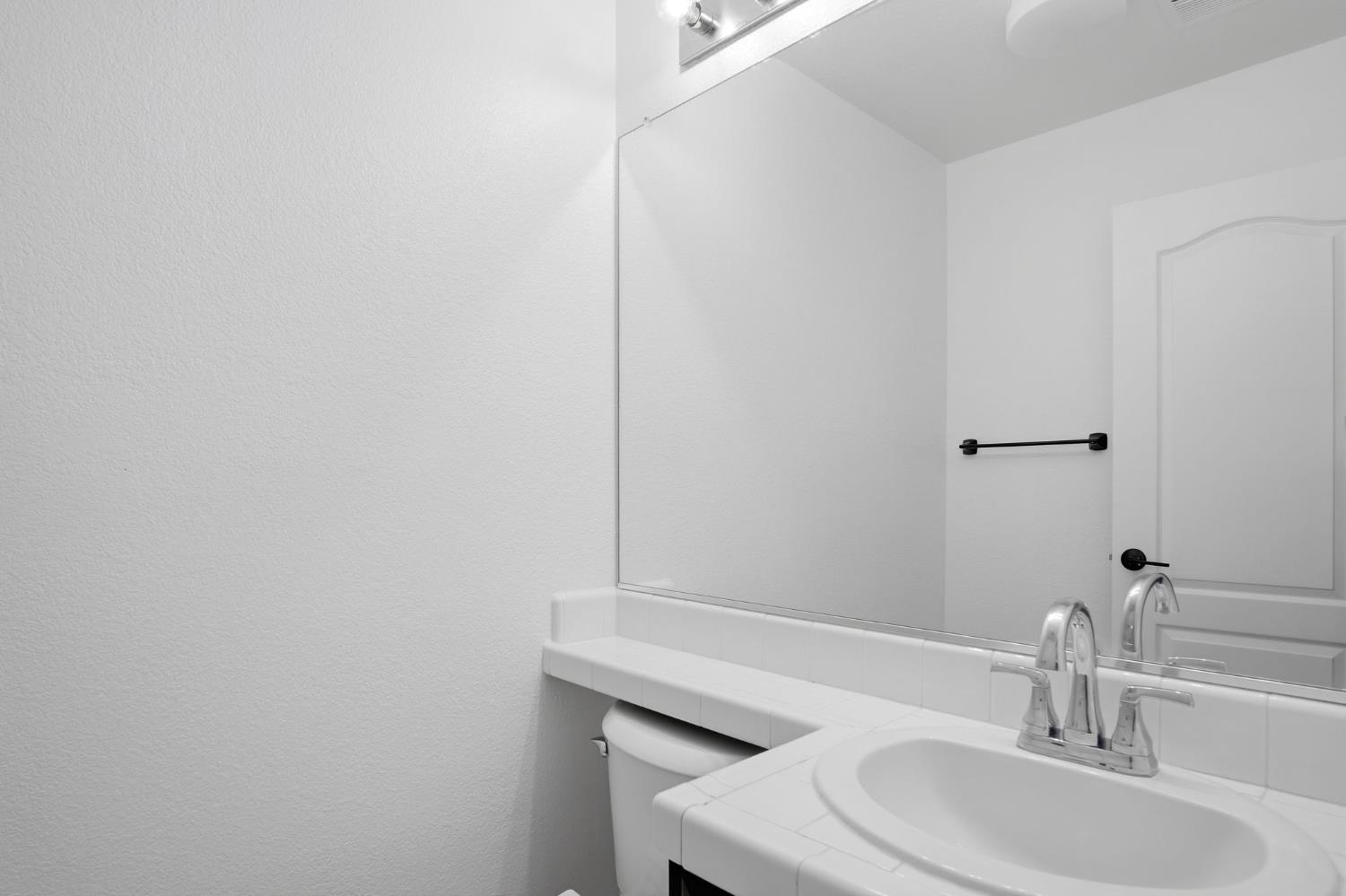 4002 Heartland Way, Turlock, CA 95382