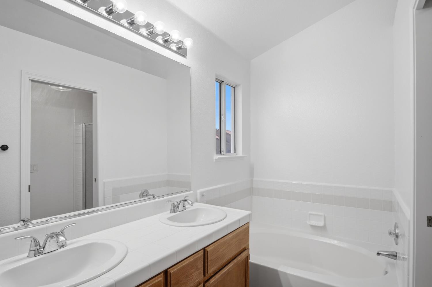 4002 Heartland Way, Turlock, CA 95382