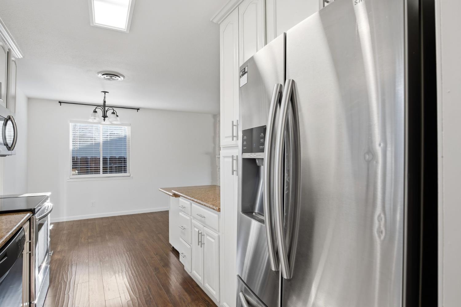 680 Sherri Way, Turlock, CA 95382