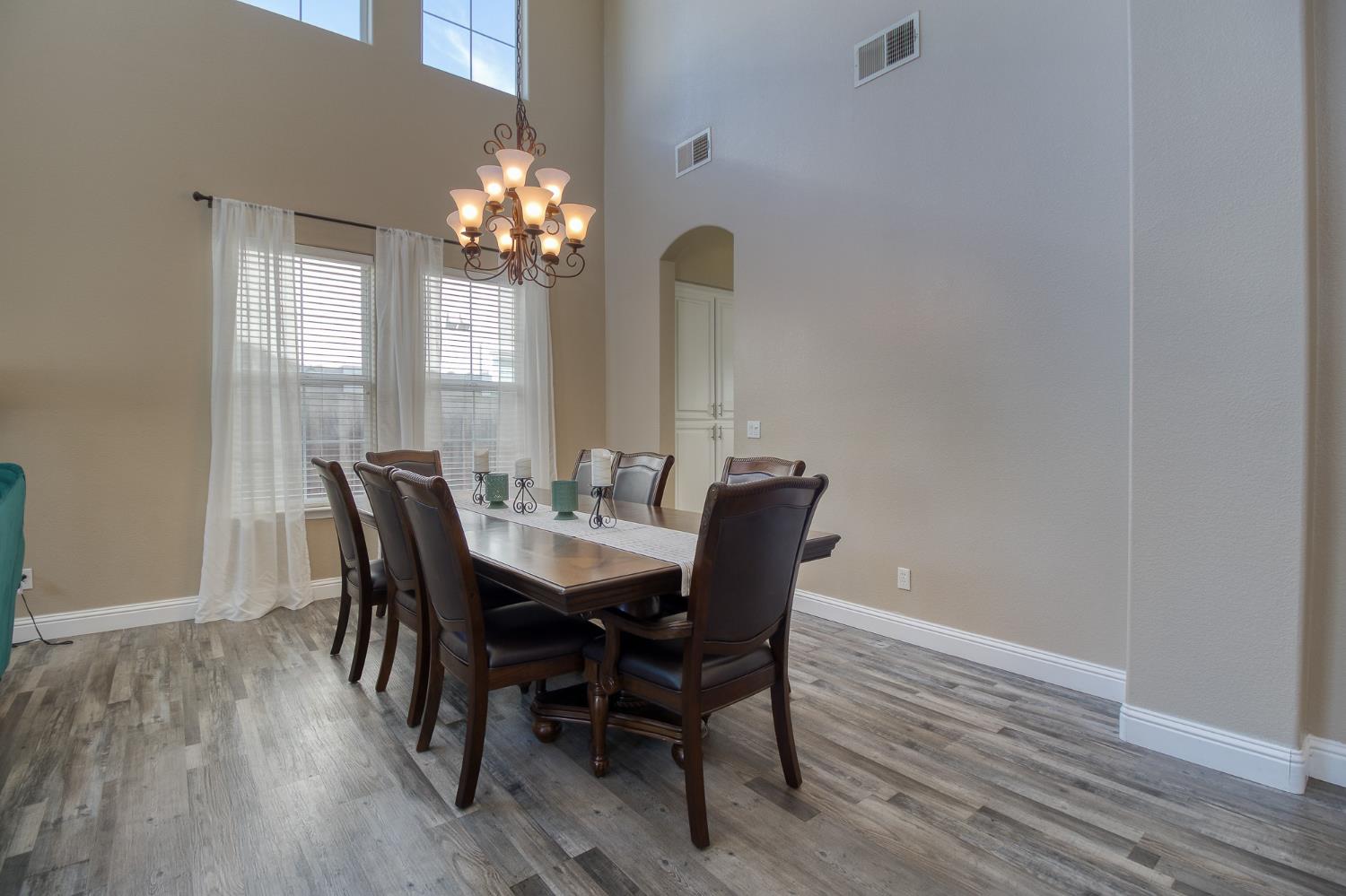 755 Branding Iron St, Oakdale, CA 95361