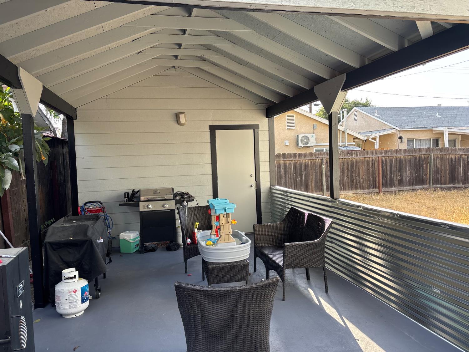 1213 Lucern Ave, Modesto, CA 95350