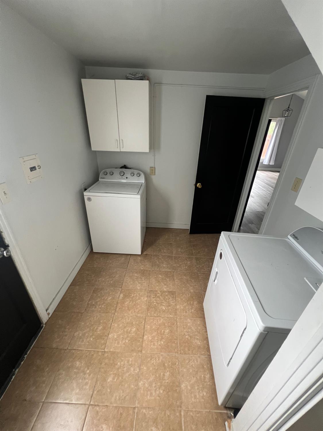 1213 Lucern Ave, Modesto, CA 95350