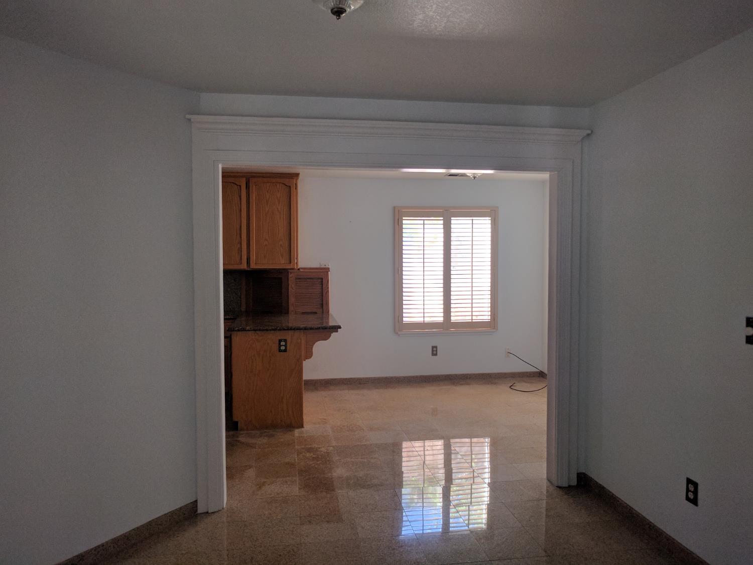 145 N Daubenberger Rd, Turlock, CA 95380