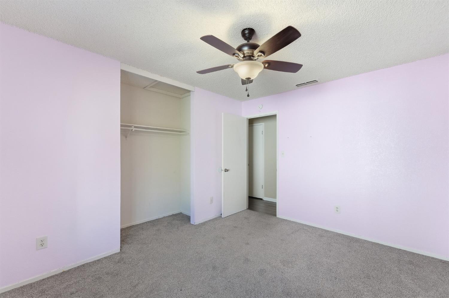 2037 Zeeland Ct, Modesto, CA 95356