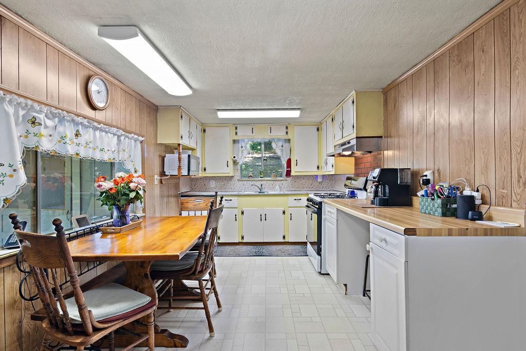 113 Orsi Rd, Oakdale, CA 95361