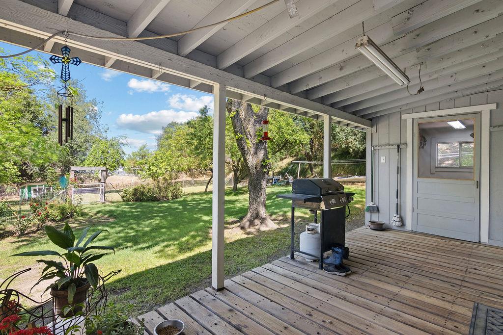 113 Orsi Rd, Oakdale, CA 95361