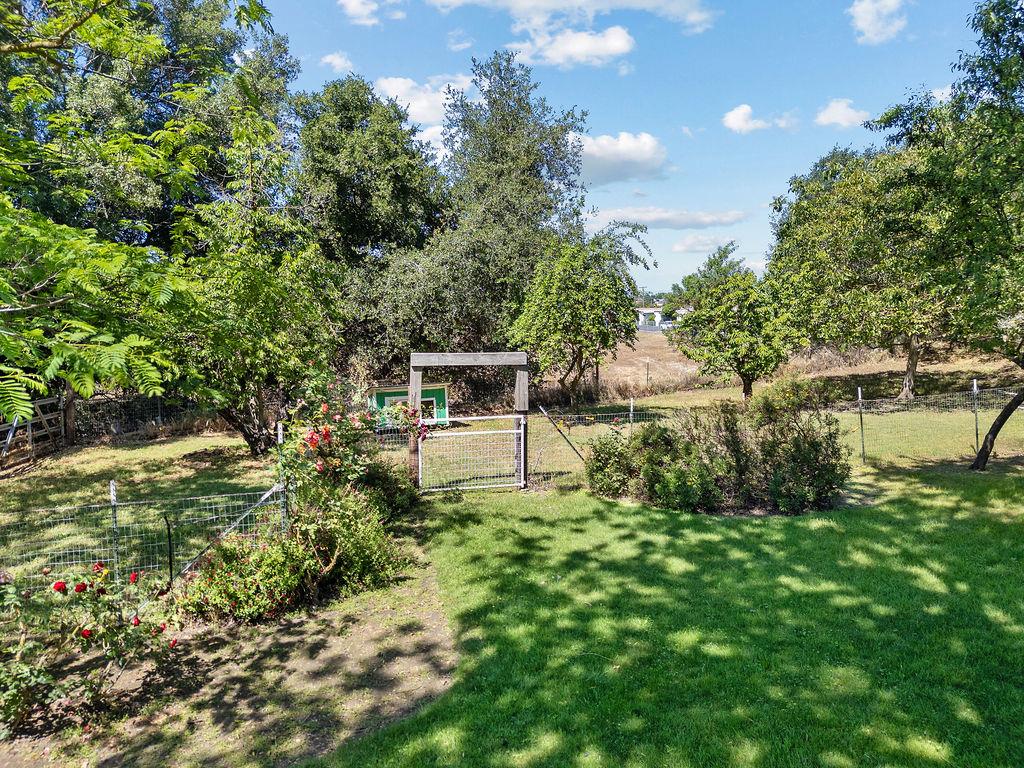 113 Orsi Rd, Oakdale, CA 95361