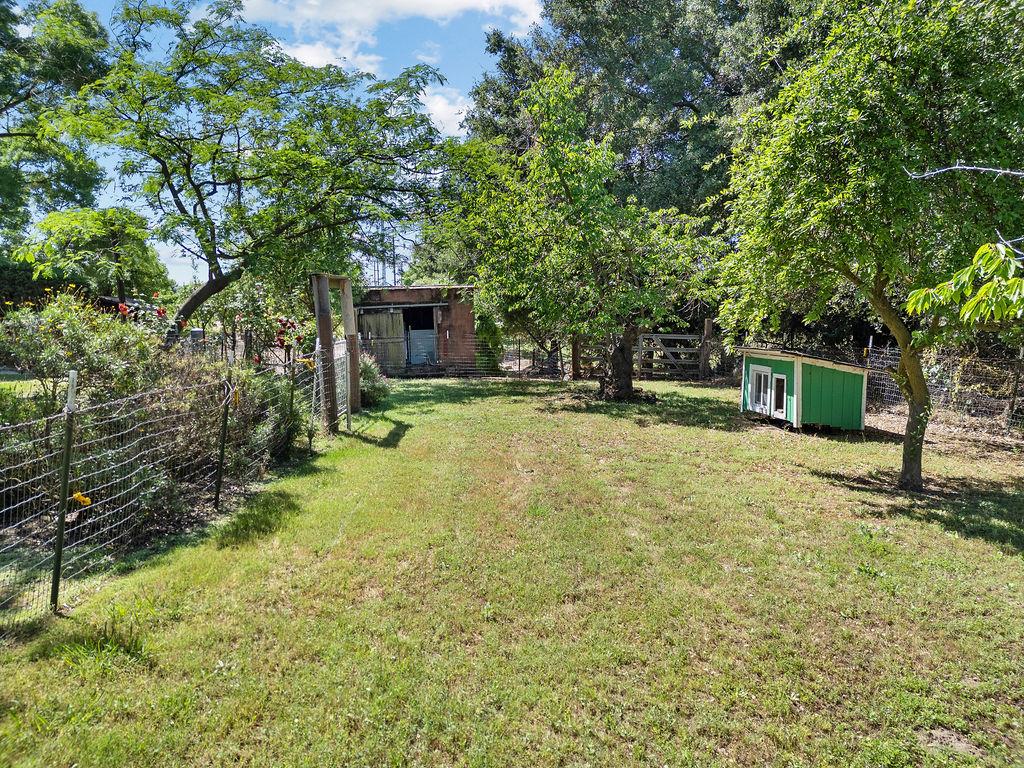 113 Orsi Rd, Oakdale, CA 95361