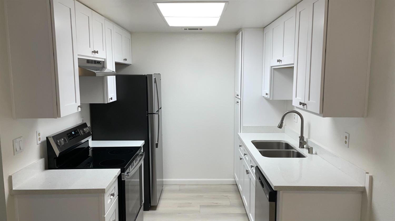 1313 Floyd Ave #127, Modesto, CA 95355