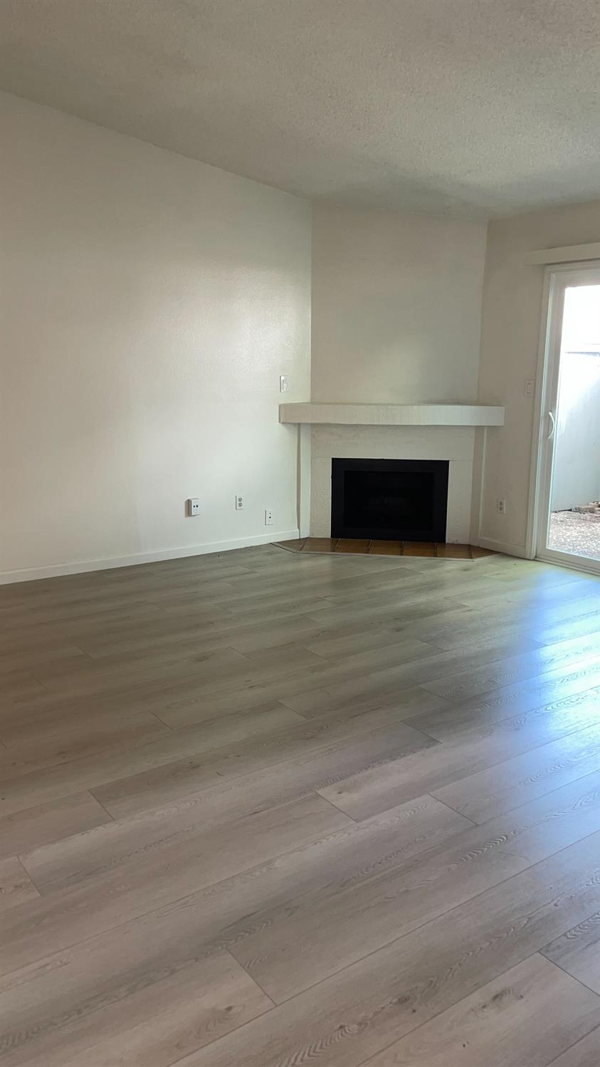 1313 Floyd Ave #127, Modesto, CA 95355