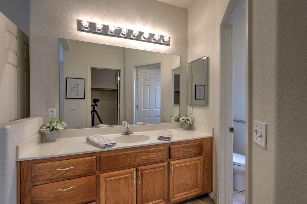 3732 Incline Way, Riverbank, CA 95367